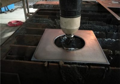 CNC tehas tarnib plaadi ja leegi lauaplaadi lõikamismasinat metallplaadile
