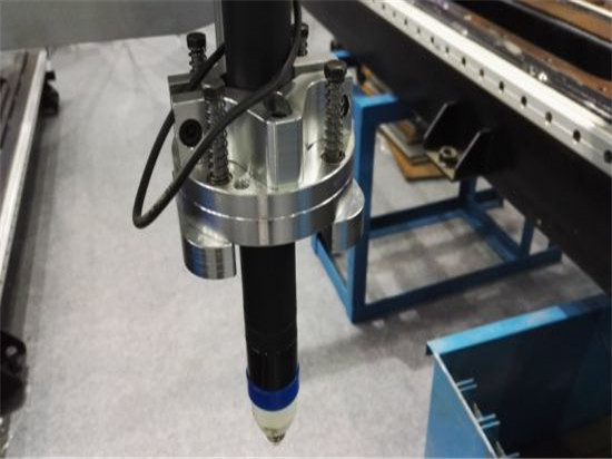 Tööstuslik metalli lõikamine plasma-kiudaine laser-lõikamismasin lõigatud laser masin
