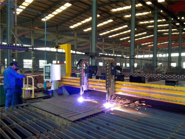 Valmistatud Hiina metallitöötlemisseadmetes süsinikterasest CNC-plasma lõikur