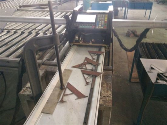 Hiina tootja CNC plasma lõikur ja leegi lõikamise masin kasutamiseks lõigatud alumiiniumist roostevabast terasest / rauast / metallist